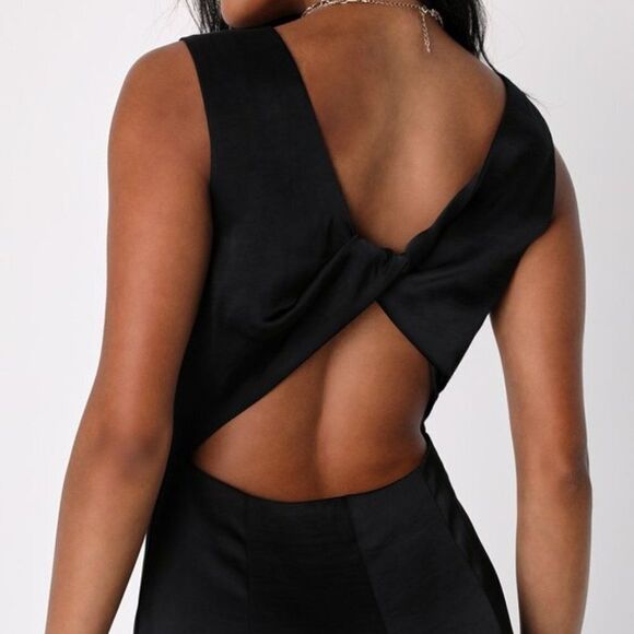 Lulu's Women Black‎ Satin Twist-Back Cutout Wide-Leg Jumpsuit - Picture 2 of 5